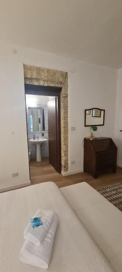 Beni Benius Hotel Cagliari Bagian luar foto