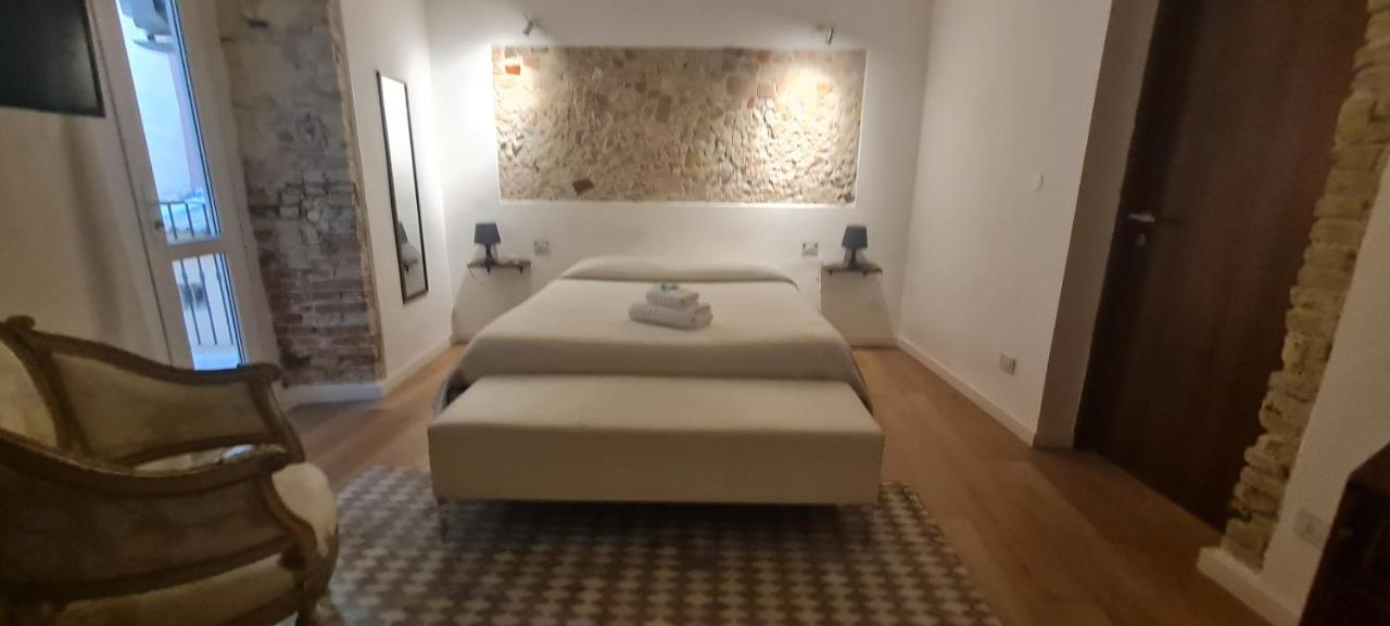 Beni Benius Hotel Cagliari Bagian luar foto