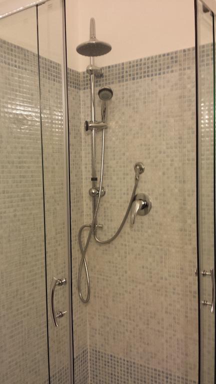 Beni Benius Hotel Cagliari Bagian luar foto